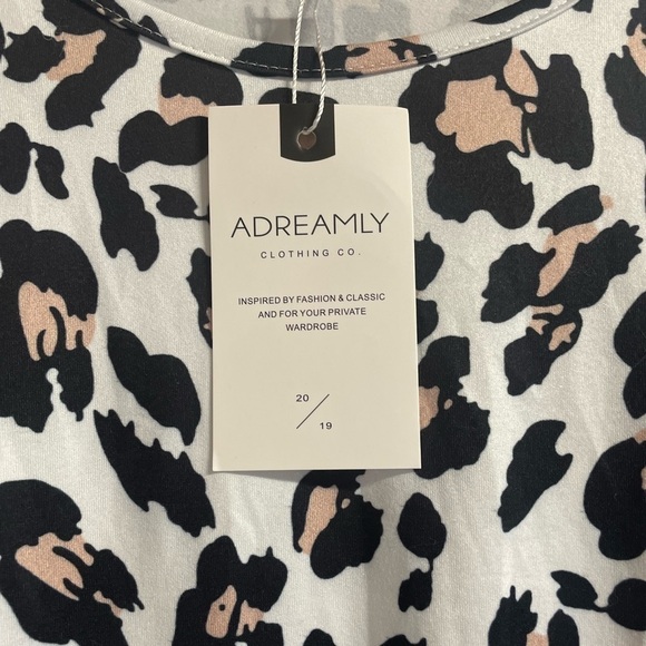 ADREAMLY NWT leopard print top. Open shoulders and crisscross straps. Womens M - Picture 4 of 4